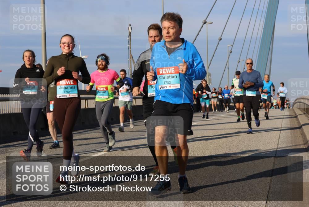 03.10.2025 - Köhlbrandbrückenlauf Strokosch-Dieckow http://msf.ph/oto/9117255 03.10.2025 09:50:40 Position 2 2758, 1761, 2209, 31, 1752 meine-sportfotos.de