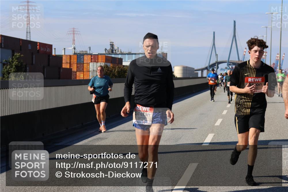 03.10.2025 - Köhlbrandbrückenlauf Strokosch-Dieckow http://msf.ph/oto/9117271 03.10.2025 12:52:37 Position 3 6233 meine-sportfotos.de