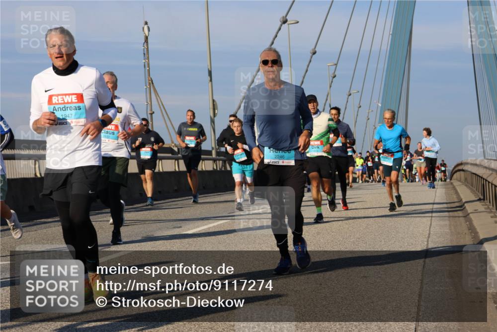 03.10.2025 - Köhlbrandbrückenlauf Strokosch-Dieckow http://msf.ph/oto/9117274 03.10.2025 09:50:43 Position 2 1947, 2837, 2246 meine-sportfotos.de