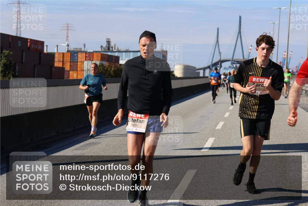 03.10.2025 - Köhlbrandbrückenlauf Strokosch-Dieckow http://msf.ph/oto/9117276 03.10.2025 12:52:37 Position 3 6233, 5563 meine-sportfotos.de
