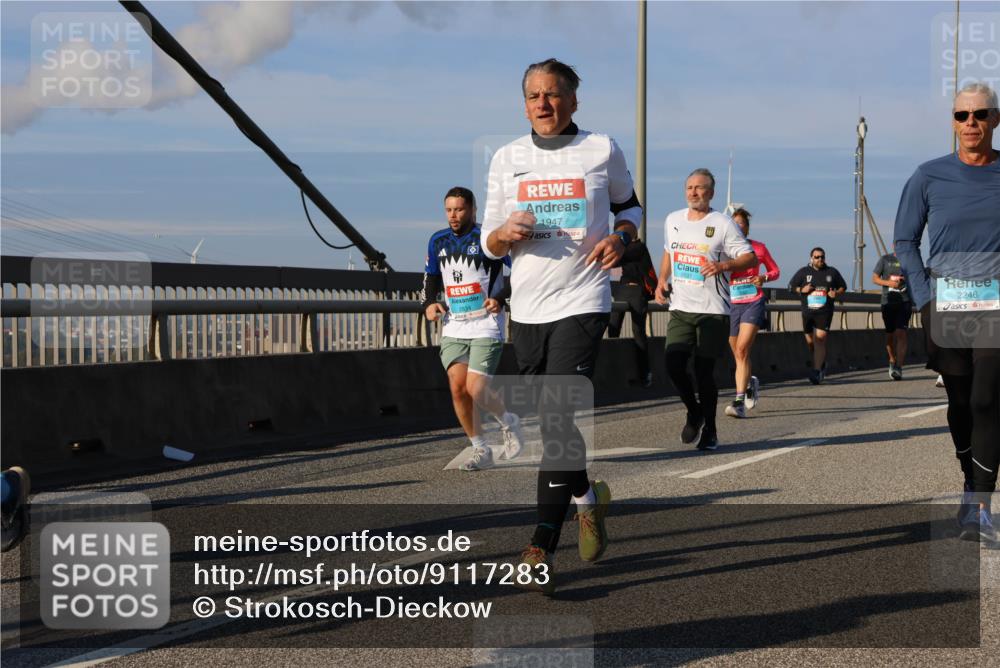03.10.2025 - Köhlbrandbrückenlauf Strokosch-Dieckow http://msf.ph/oto/9117283 03.10.2025 09:50:43 Position 2 2834, 1947, 24, 2246 meine-sportfotos.de