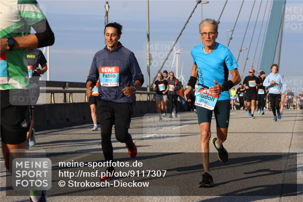 03.10.2025 - Köhlbrandbrückenlauf Strokosch-Dieckow http://msf.ph/oto/9117307 03.10.2025 09:50:47 Position 2 2719, 2902 meine-sportfotos.de