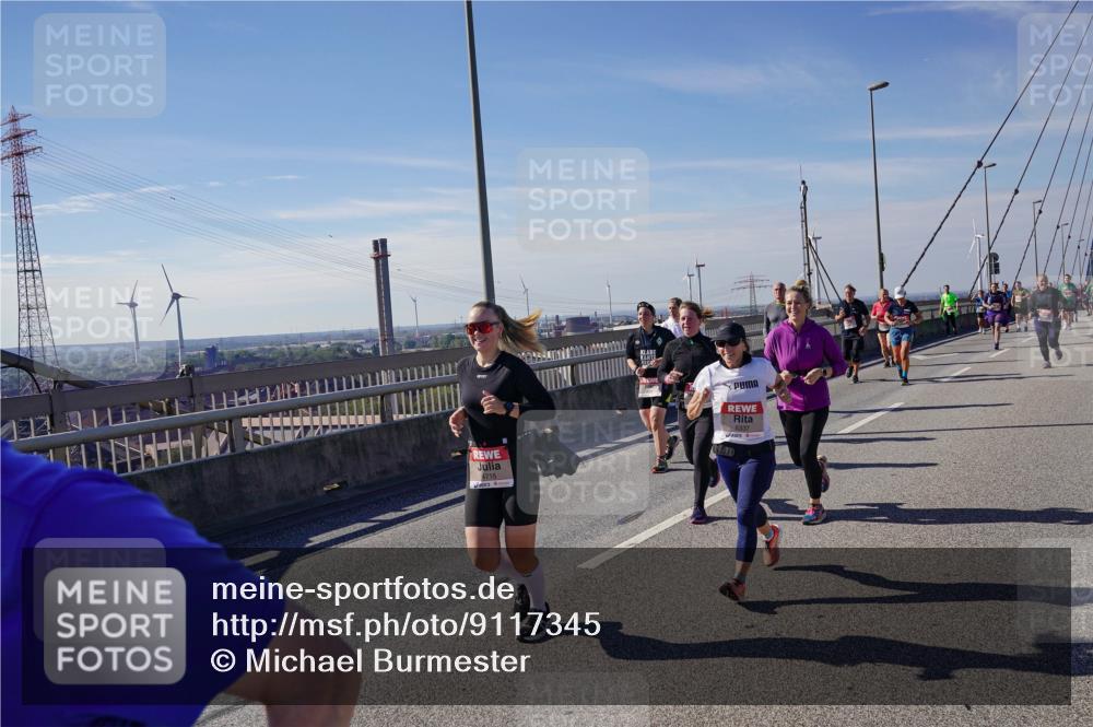 03.10.2025 - Köhlbrandbrückenlauf Michael Burmester http://msf.ph/oto/9117345 03.10.2025 12:58:54 Position 2 4715 meine-sportfotos.de