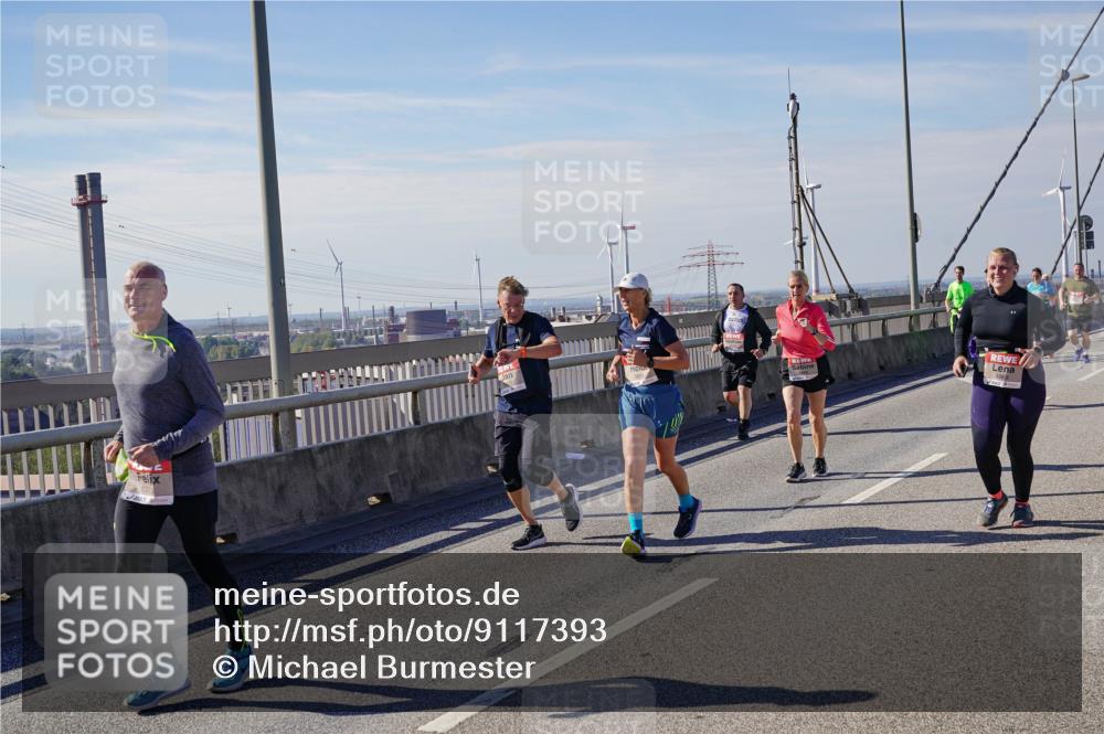 03.10.2025 - Köhlbrandbrückenlauf Michael Burmester http://msf.ph/oto/9117393 03.10.2025 12:58:58 Position 2 6375 meine-sportfotos.de