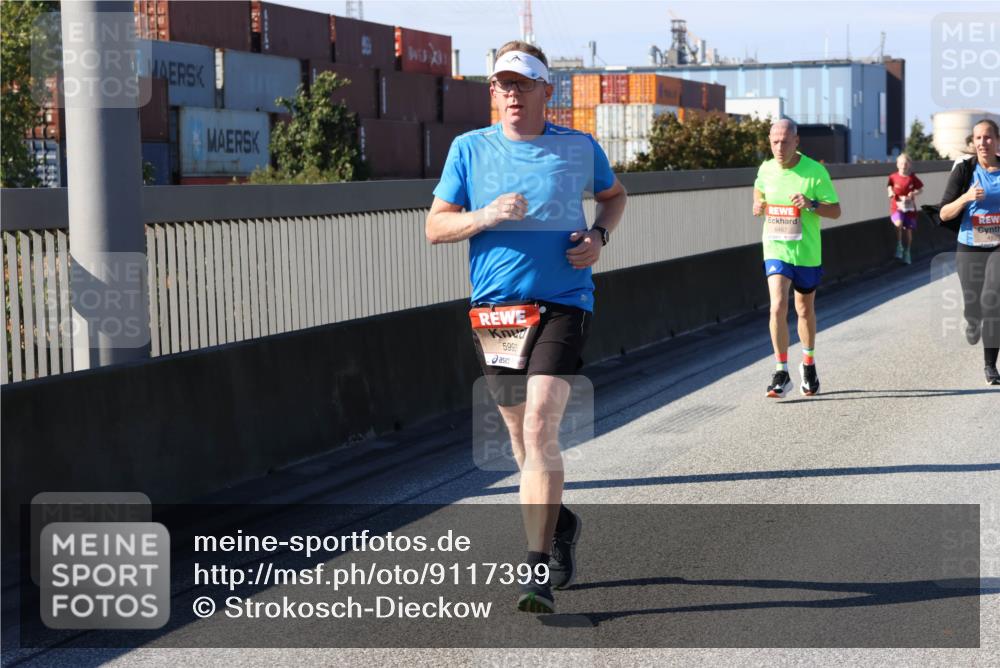 03.10.2025 - Köhlbrandbrückenlauf Strokosch-Dieckow http://msf.ph/oto/9117399 03.10.2025 12:52:51 Position 3 5999, 6467 meine-sportfotos.de