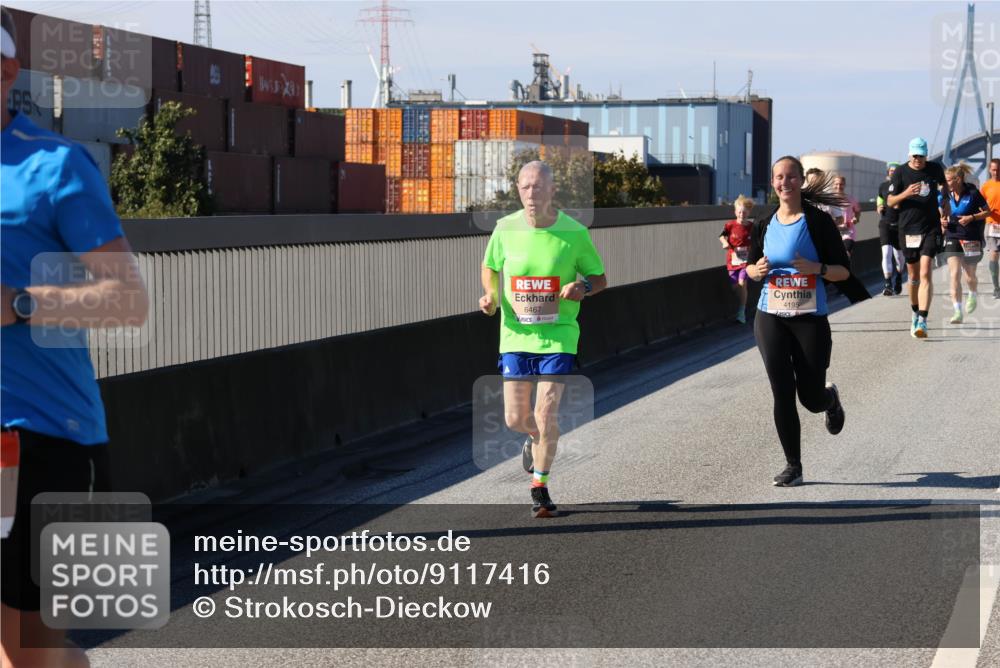 03.10.2025 - Köhlbrandbrückenlauf Strokosch-Dieckow http://msf.ph/oto/9117416 03.10.2025 12:52:52 Position 3 6467, 4195 meine-sportfotos.de