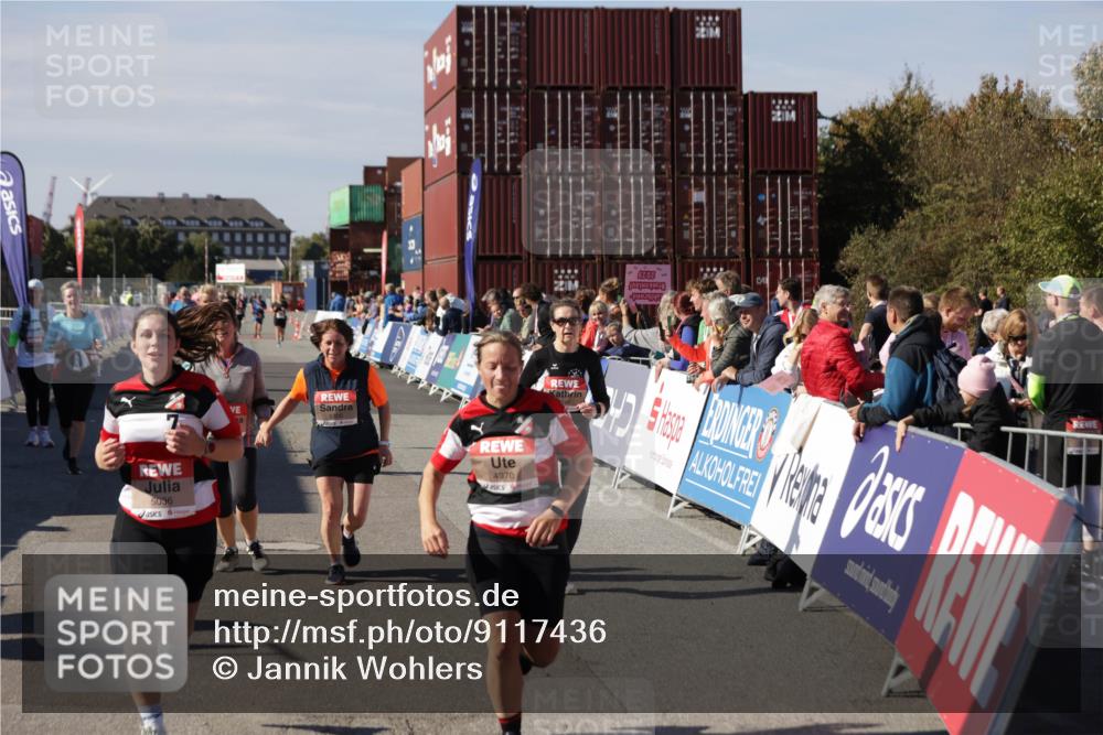 03.10.2025 - Köhlbrandbrückenlauf Jannik Wohlers http://msf.ph/oto/9117436 03.10.2025 13:33:57 Ziel 4919, 4970, 5036, 5074, 5077, 5300, 6246, 6420, 6421 meine-sportfotos.de