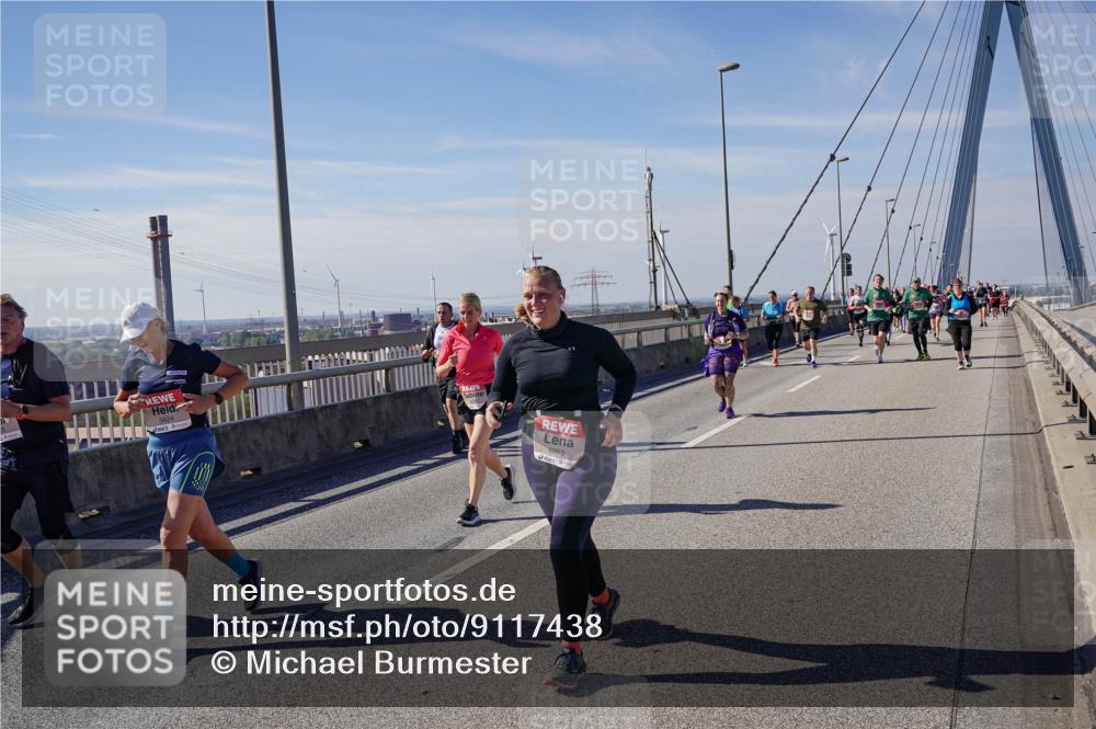 03.10.2025 - Köhlbrandbrückenlauf Michael Burmester http://msf.ph/oto/9117438 03.10.2025 12:59:00 Position 2 5624, 4969 meine-sportfotos.de