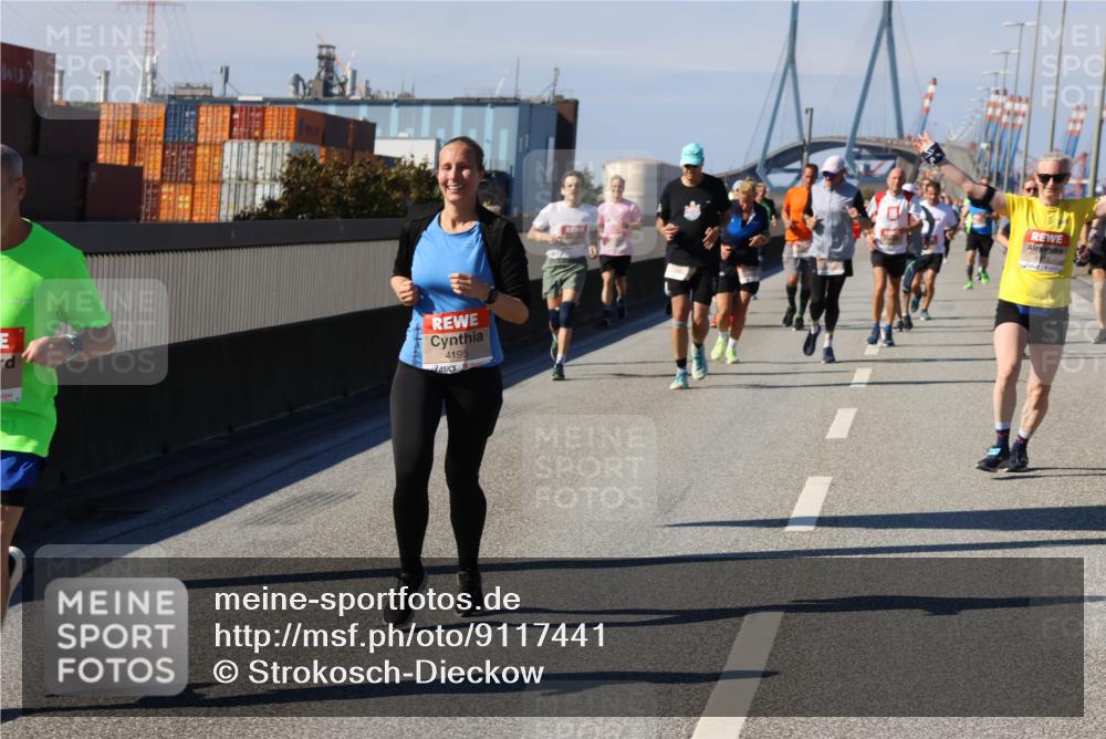 03.10.2025 - Köhlbrandbrückenlauf Strokosch-Dieckow http://msf.ph/oto/9117441 03.10.2025 12:52:54 Position 3 4195 meine-sportfotos.de