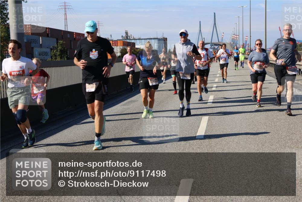 03.10.2025 - Köhlbrandbrückenlauf Strokosch-Dieckow http://msf.ph/oto/9117498 03.10.2025 12:53:00 Position 3 4405, 4357 meine-sportfotos.de