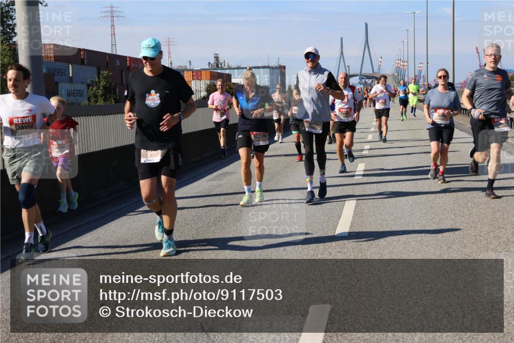 03.10.2025 - Köhlbrandbrückenlauf Strokosch-Dieckow http://msf.ph/oto/9117503 03.10.2025 12:53:00 Position 3 4405, 4357 meine-sportfotos.de