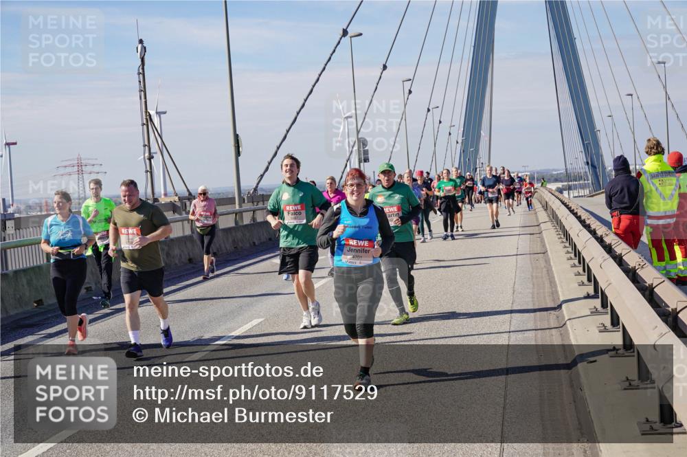 03.10.2025 - Köhlbrandbrückenlauf Michael Burmester http://msf.ph/oto/9117529 03.10.2025 12:59:04 Position 2 4701 meine-sportfotos.de