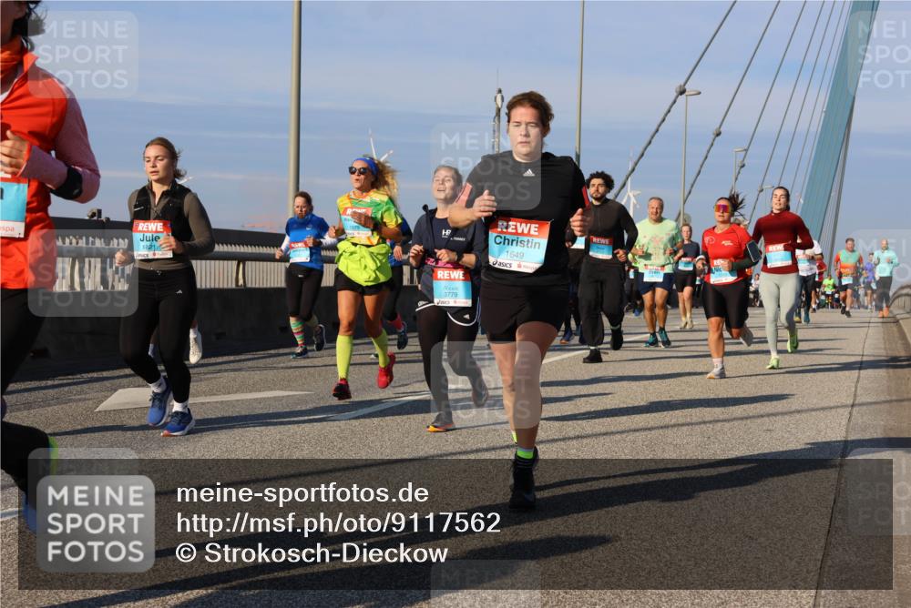 03.10.2025 - Köhlbrandbrückenlauf Strokosch-Dieckow http://msf.ph/oto/9117562 03.10.2025 09:51:13 Position 2 1821, 3779, 1649 meine-sportfotos.de