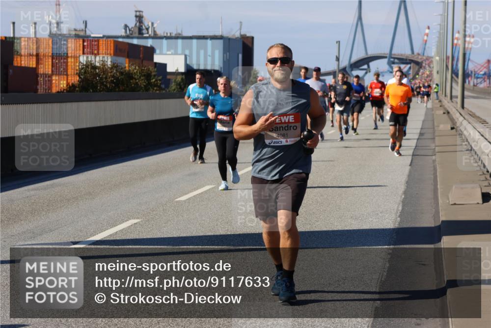03.10.2025 - Köhlbrandbrückenlauf Strokosch-Dieckow http://msf.ph/oto/9117633 03.10.2025 12:53:14 Position 3 4081 meine-sportfotos.de