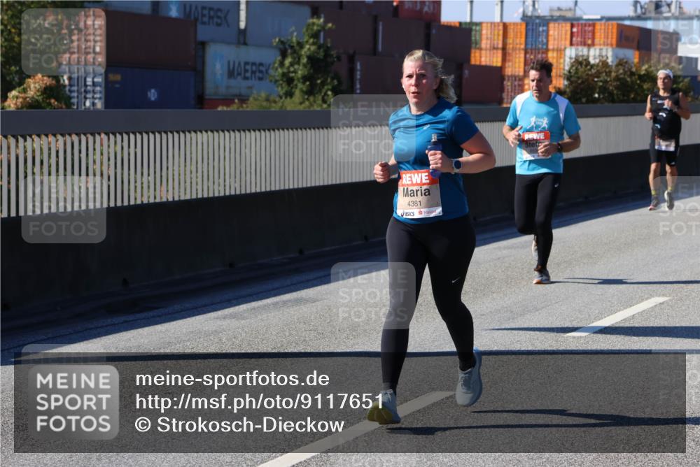 03.10.2025 - Köhlbrandbrückenlauf Strokosch-Dieckow http://msf.ph/oto/9117651 03.10.2025 12:53:18 Position 3 4381 meine-sportfotos.de