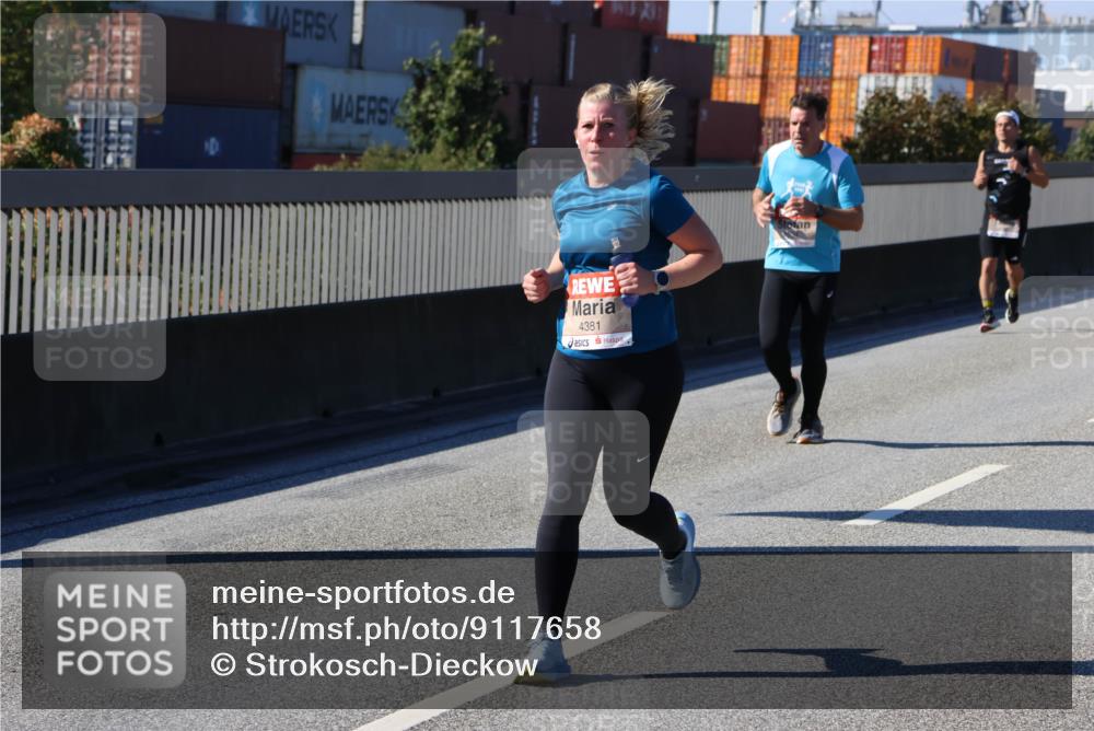 03.10.2025 - Köhlbrandbrückenlauf Strokosch-Dieckow http://msf.ph/oto/9117658 03.10.2025 12:53:18 Position 3 4381 meine-sportfotos.de