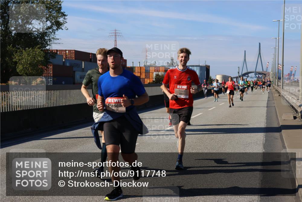 03.10.2025 - Köhlbrandbrückenlauf Strokosch-Dieckow http://msf.ph/oto/9117748 03.10.2025 12:53:28 Position 3 6034, 6800 meine-sportfotos.de