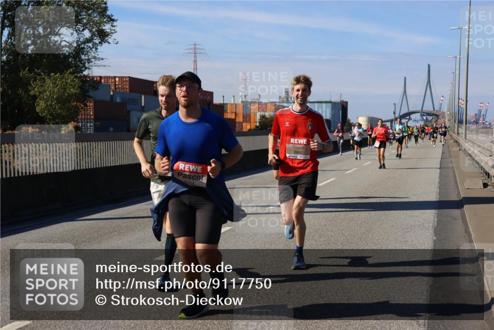 03.10.2025 - Köhlbrandbrückenlauf Strokosch-Dieckow http://msf.ph/oto/9117750 03.10.2025 12:53:28 Position 3 6034, 6800 meine-sportfotos.de