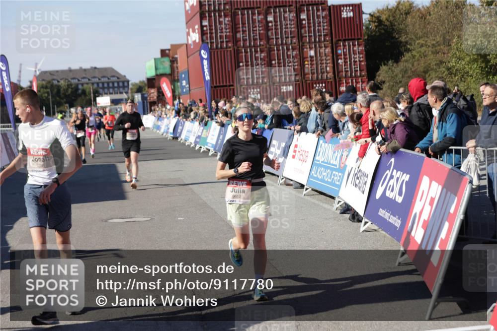 03.10.2025 - Köhlbrandbrückenlauf Jannik Wohlers http://msf.ph/oto/9117780 03.10.2025 13:03:17 Ziel 4085, 4208, 4268, 4283, 4856, 5048, 5063, 6279, 6612, 6722, 6784 meine-sportfotos.de