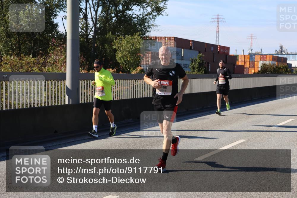 03.10.2025 - Köhlbrandbrückenlauf Strokosch-Dieckow http://msf.ph/oto/9117791 03.10.2025 12:53:31 Position 3 880, 4346 meine-sportfotos.de