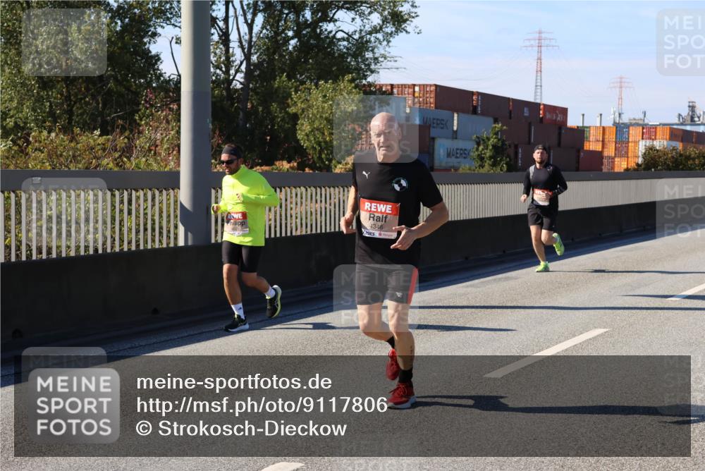 03.10.2025 - Köhlbrandbrückenlauf Strokosch-Dieckow http://msf.ph/oto/9117806 03.10.2025 12:53:31 Position 3 4346 meine-sportfotos.de