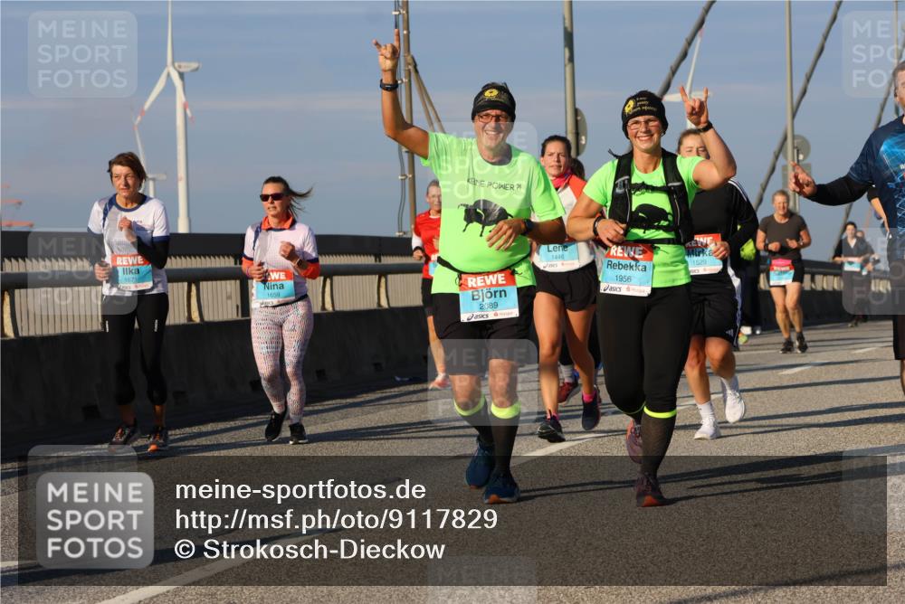 03.10.2025 - Köhlbrandbrückenlauf Strokosch-Dieckow http://msf.ph/oto/9117829 03.10.2025 09:51:40 Position 2 1671, 1659, 2089, 1446, 1956, 1529, 1 meine-sportfotos.de
