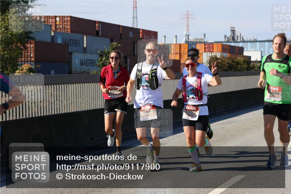 03.10.2025 - Köhlbrandbrückenlauf Strokosch-Dieckow http://msf.ph/oto/9117900 03.10.2025 12:53:43 Position 3 6308, 6816, 814, 5705 meine-sportfotos.de