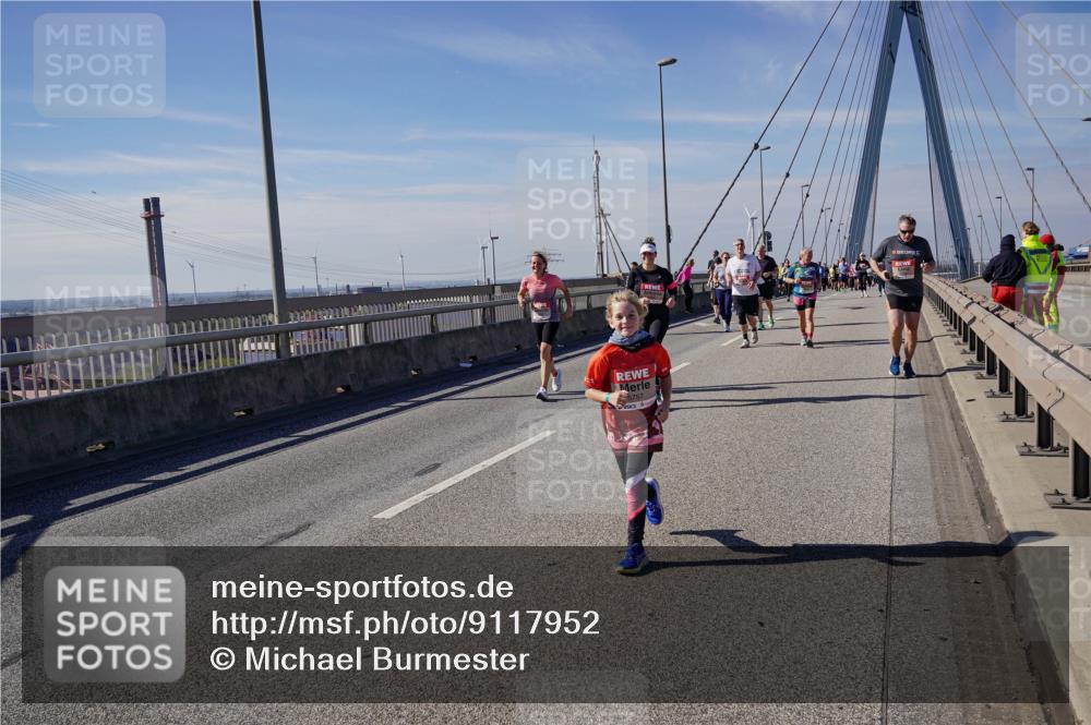 03.10.2025 - Köhlbrandbrückenlauf Michael Burmester http://msf.ph/oto/9117952 03.10.2025 12:59:21 Position 2  meine-sportfotos.de