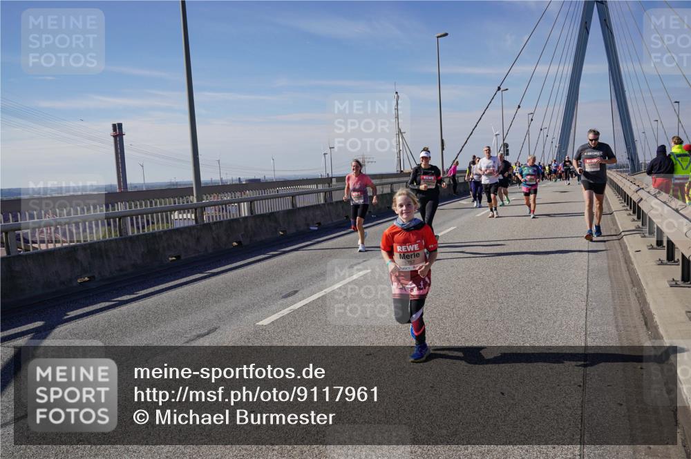 03.10.2025 - Köhlbrandbrückenlauf Michael Burmester http://msf.ph/oto/9117961 03.10.2025 12:59:21 Position 2 5757 meine-sportfotos.de