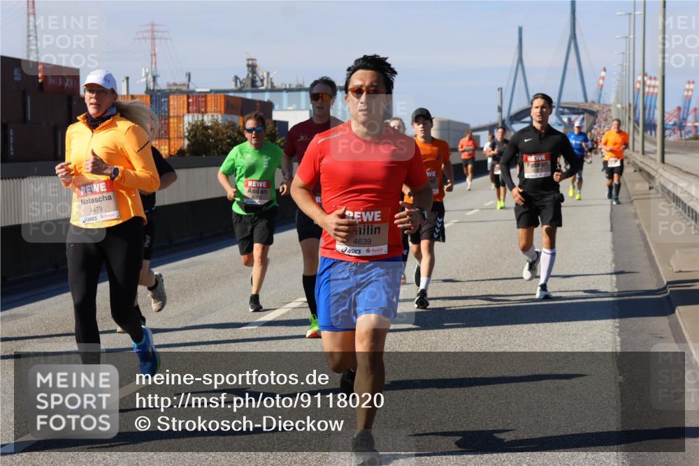03.10.2025 - Köhlbrandbrückenlauf Strokosch-Dieckow http://msf.ph/oto/9118020 03.10.2025 12:53:55 Position 3 4479, 4639 meine-sportfotos.de
