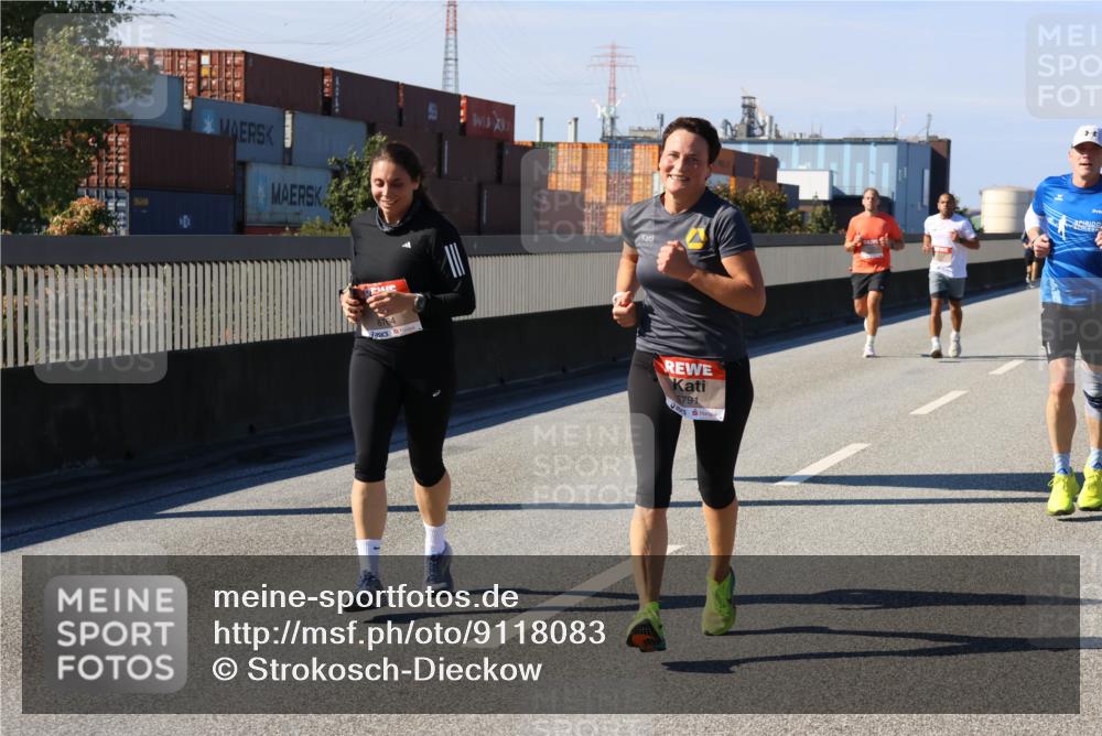 03.10.2025 - Köhlbrandbrückenlauf Strokosch-Dieckow http://msf.ph/oto/9118083 03.10.2025 12:54:05 Position 3 6764, 5791 meine-sportfotos.de