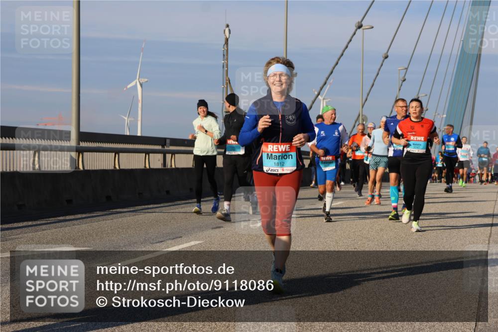 03.10.2025 - Köhlbrandbrückenlauf Strokosch-Dieckow http://msf.ph/oto/9118086 03.10.2025 09:52:06 Position 2 1812, 3747 meine-sportfotos.de