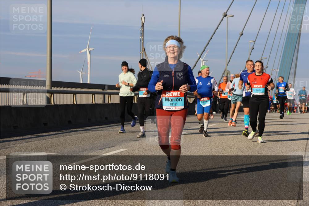 03.10.2025 - Köhlbrandbrückenlauf Strokosch-Dieckow http://msf.ph/oto/9118091 03.10.2025 09:52:06 Position 2 1812 meine-sportfotos.de