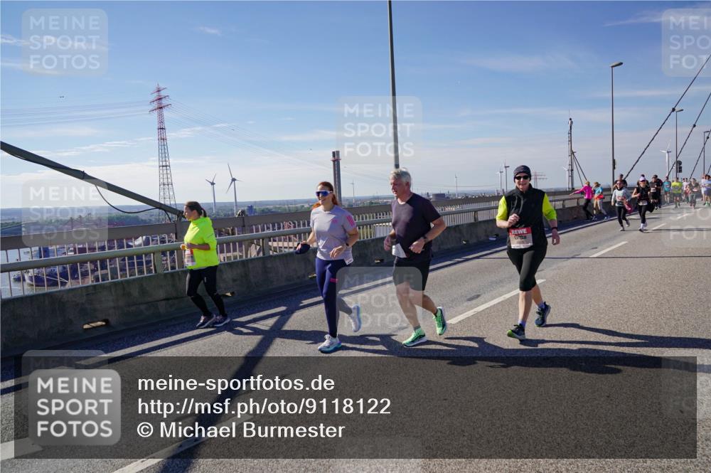 03.10.2025 - Köhlbrandbrückenlauf Michael Burmester http://msf.ph/oto/9118122 03.10.2025 12:59:28 Position 2  meine-sportfotos.de