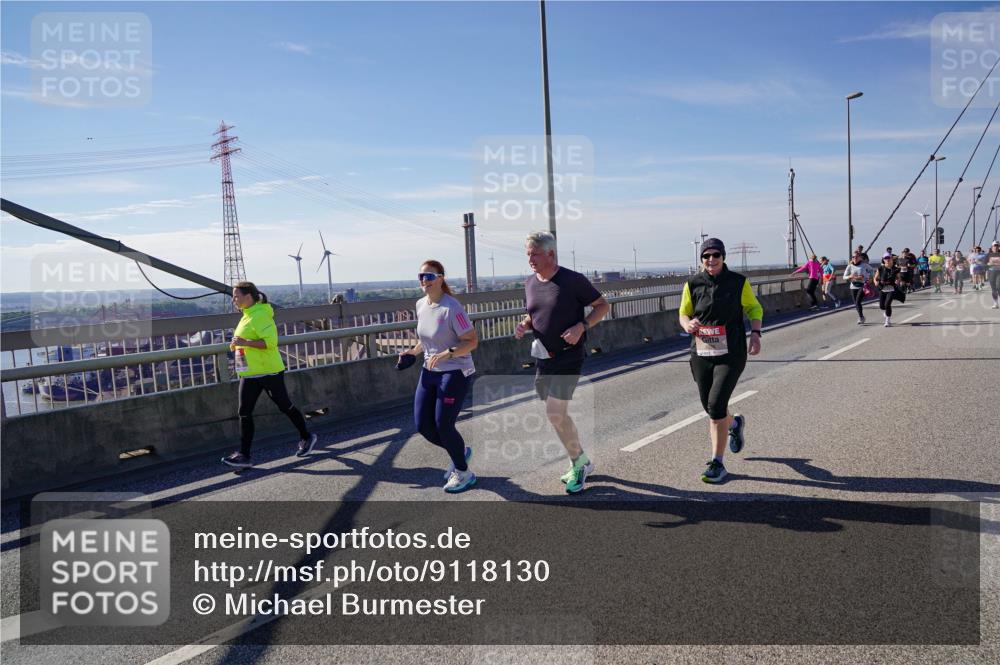 03.10.2025 - Köhlbrandbrückenlauf Michael Burmester http://msf.ph/oto/9118130 03.10.2025 12:59:29 Position 2  meine-sportfotos.de
