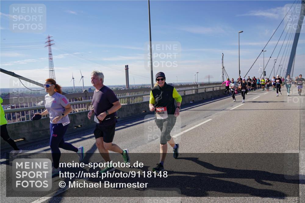 03.10.2025 - Köhlbrandbrückenlauf Michael Burmester http://msf.ph/oto/9118148 03.10.2025 12:59:29 Position 2  meine-sportfotos.de