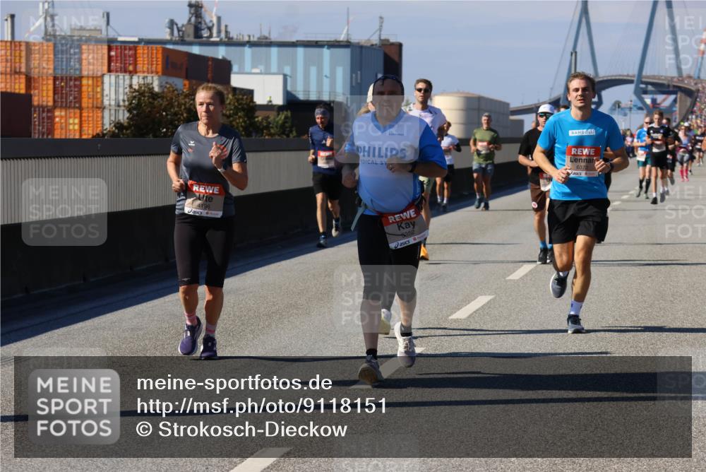 03.10.2025 - Köhlbrandbrückenlauf Strokosch-Dieckow http://msf.ph/oto/9118151 03.10.2025 12:54:16 Position 3 4196, 5352, 6372 meine-sportfotos.de
