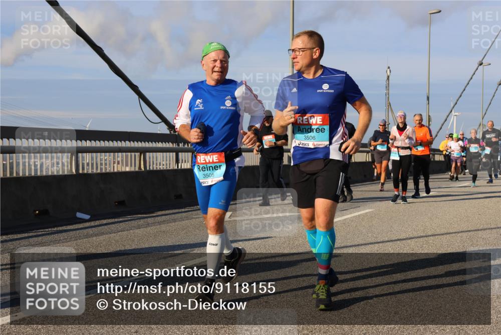 03.10.2025 - Köhlbrandbrückenlauf Strokosch-Dieckow http://msf.ph/oto/9118155 03.10.2025 09:52:11 Position 2 3505, 3506 meine-sportfotos.de