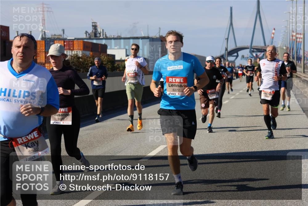 03.10.2025 - Köhlbrandbrückenlauf Strokosch-Dieckow http://msf.ph/oto/9118157 03.10.2025 12:54:18 Position 3 5352, 6572, 6372, 6024 meine-sportfotos.de