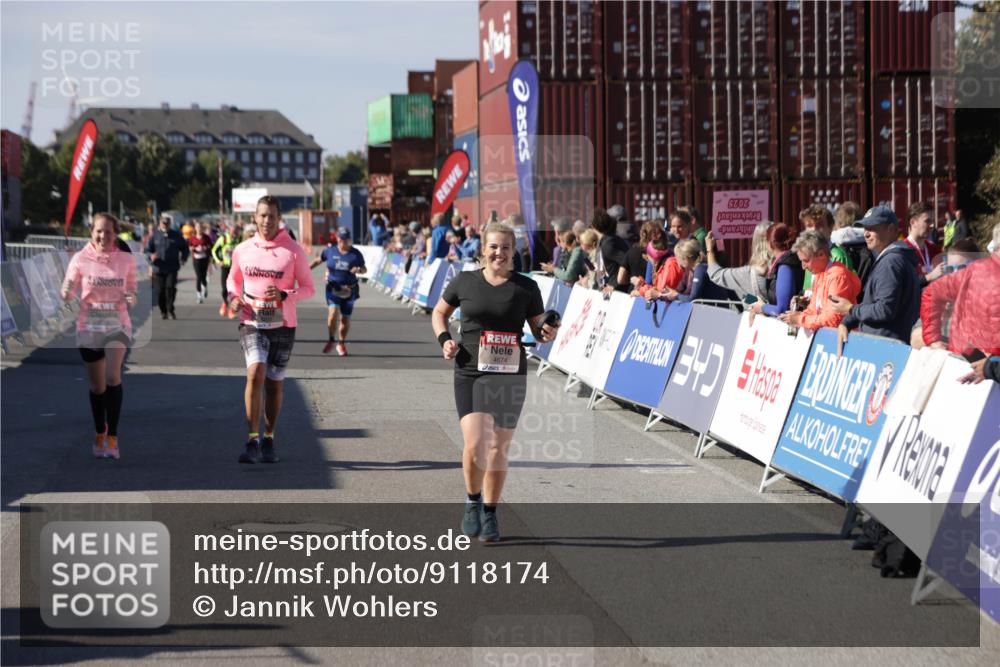 03.10.2025 - Köhlbrandbrückenlauf Jannik Wohlers http://msf.ph/oto/9118174 03.10.2025 13:34:17 Ziel 4674, 5207, 5221, 5593, 6095, 6574 meine-sportfotos.de