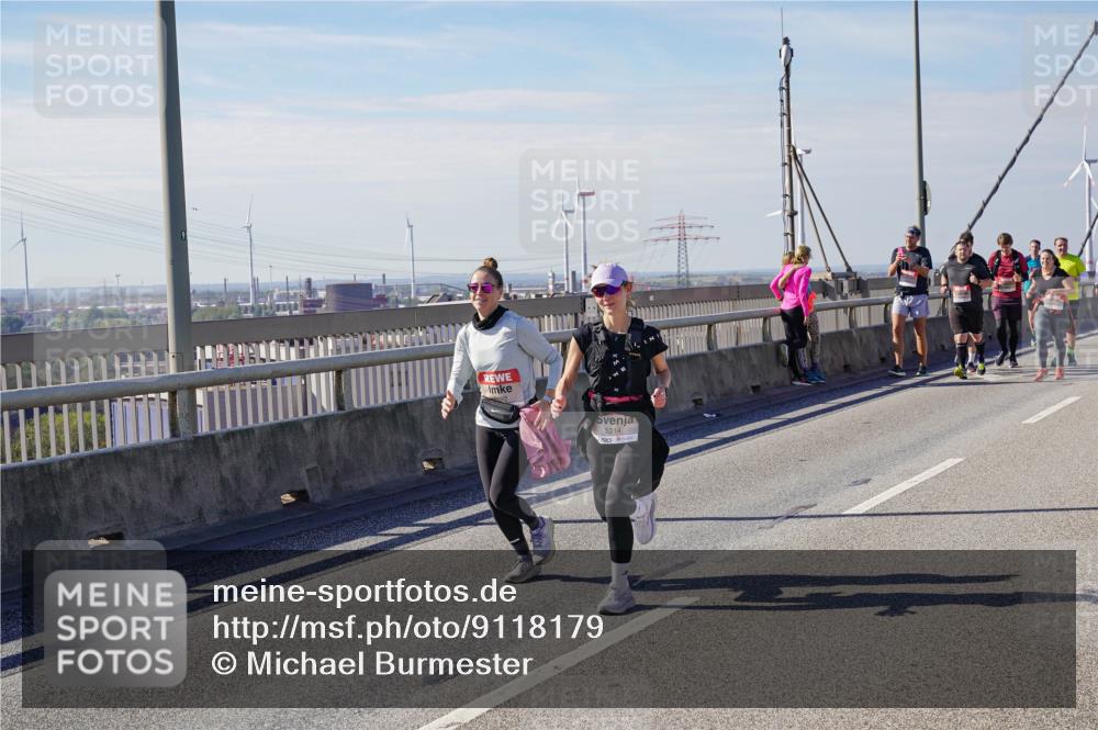 03.10.2025 - Köhlbrandbrückenlauf Michael Burmester http://msf.ph/oto/9118179 03.10.2025 12:59:31 Position 2 5314 meine-sportfotos.de