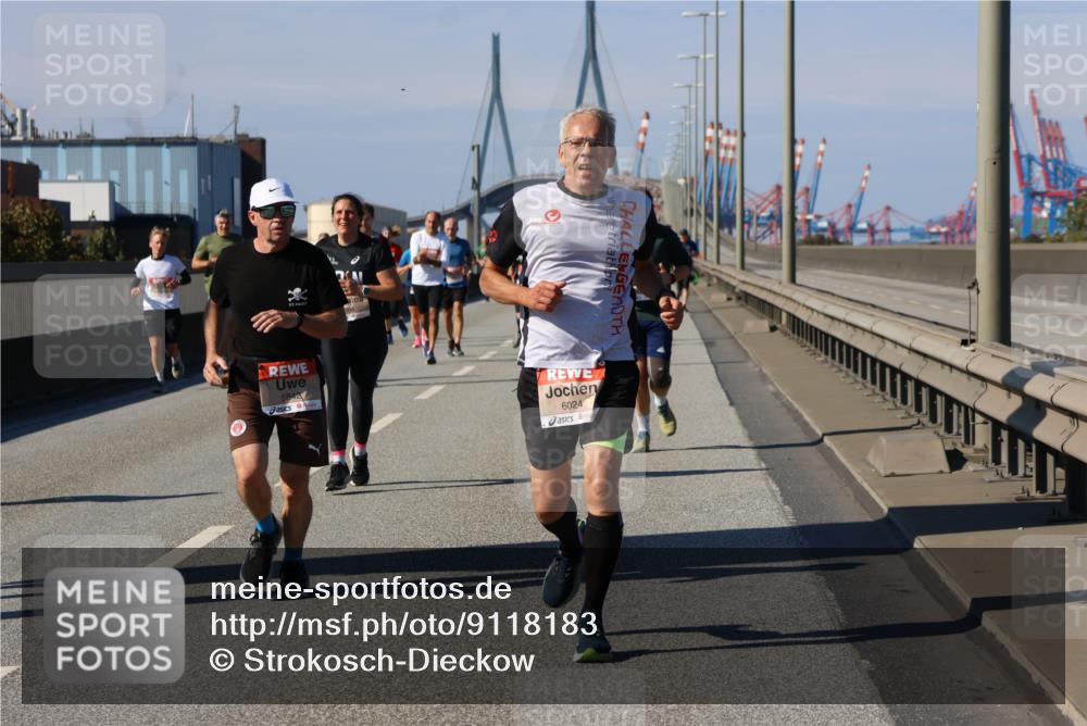 03.10.2025 - Köhlbrandbrückenlauf Strokosch-Dieckow http://msf.ph/oto/9118183 03.10.2025 12:54:21 Position 3 5842, 6024 meine-sportfotos.de