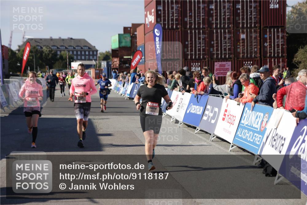 03.10.2025 - Köhlbrandbrückenlauf Jannik Wohlers http://msf.ph/oto/9118187 03.10.2025 13:34:17 Ziel 4674, 5207, 5221, 5593, 6095, 6574 meine-sportfotos.de