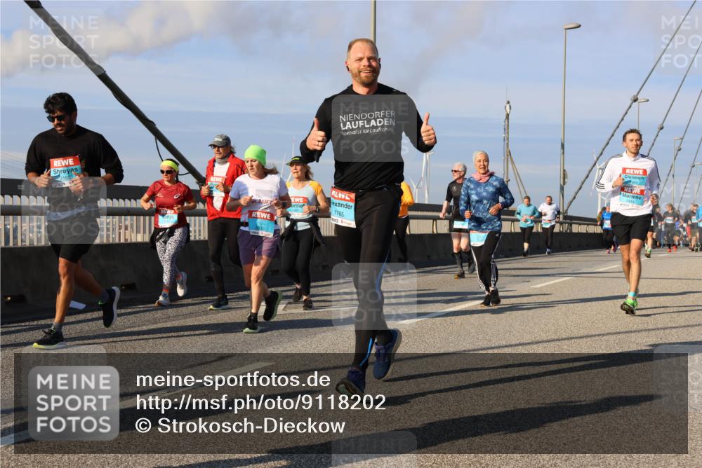 03.10.2025 - Köhlbrandbrückenlauf Strokosch-Dieckow http://msf.ph/oto/9118202 03.10.2025 09:52:17 Position 2 2168, 1785 meine-sportfotos.de