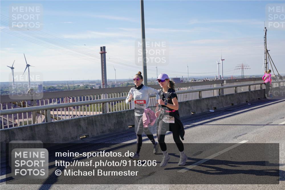 03.10.2025 - Köhlbrandbrückenlauf Michael Burmester http://msf.ph/oto/9118206 03.10.2025 12:59:32 Position 2 5314 meine-sportfotos.de