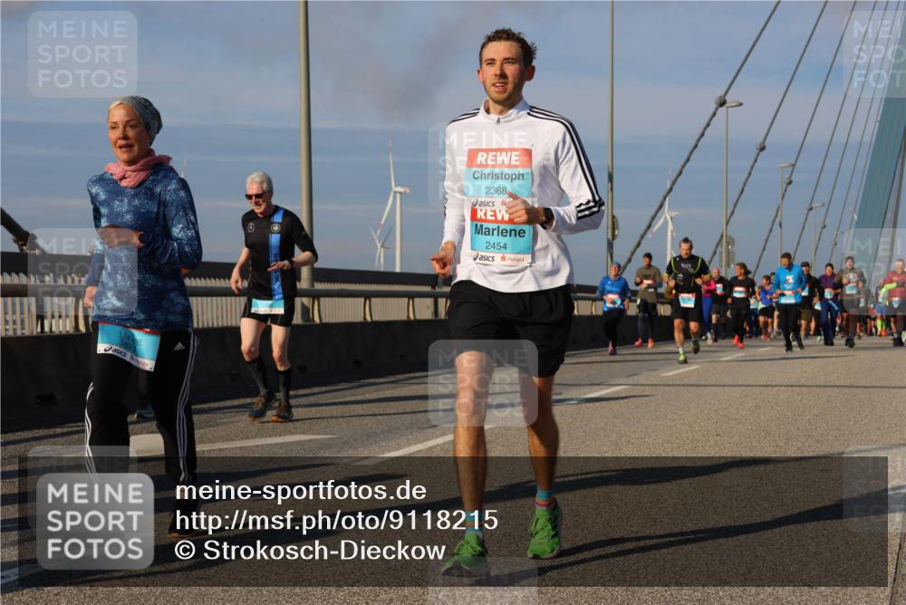 03.10.2025 - Köhlbrandbrückenlauf Strokosch-Dieckow http://msf.ph/oto/9118215 03.10.2025 09:52:19 Position 2 2368, 2454 meine-sportfotos.de
