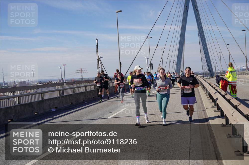 03.10.2025 - Köhlbrandbrückenlauf Michael Burmester http://msf.ph/oto/9118236 03.10.2025 12:59:34 Position 2  meine-sportfotos.de