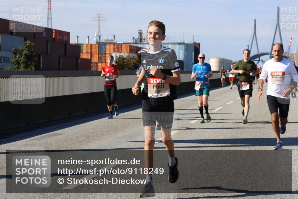 03.10.2025 - Köhlbrandbrückenlauf Strokosch-Dieckow http://msf.ph/oto/9118249 03.10.2025 12:54:30 Position 3 5061, 4386 meine-sportfotos.de