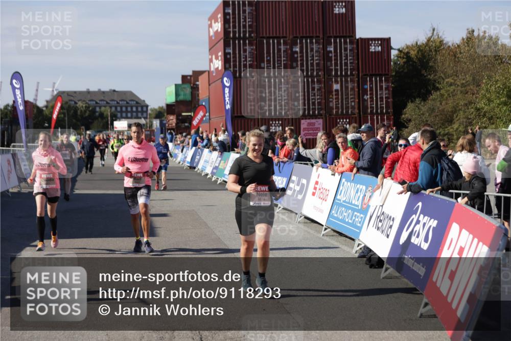 03.10.2025 - Köhlbrandbrückenlauf Jannik Wohlers http://msf.ph/oto/9118293 03.10.2025 13:34:18 Ziel 4674, 5207, 5221, 5437, 5593, 5693, 5695, 6095, 6574 meine-sportfotos.de
