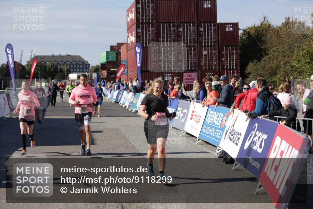 03.10.2025 - Köhlbrandbrückenlauf Jannik Wohlers http://msf.ph/oto/9118299 03.10.2025 13:34:18 Ziel 4674, 5207, 5221, 5437, 5593, 5693, 5695, 6095, 6574 meine-sportfotos.de